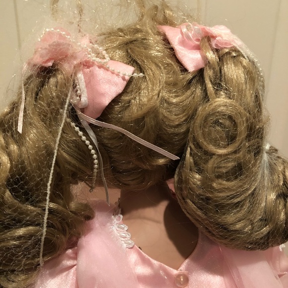 Rustie porcelain doll limited edition - Picture 6 of 8